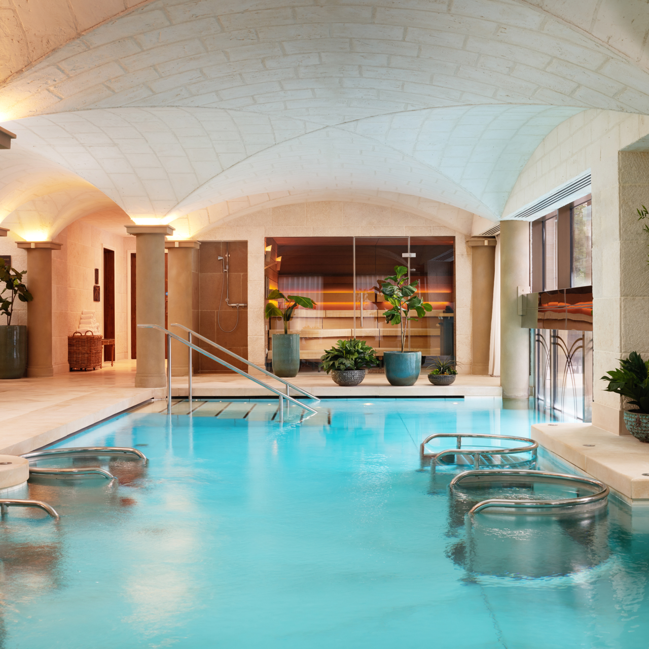 The Three Graces Spa Hydrotherapy Pool