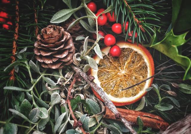 Jonathan Moseley Wreath Making 